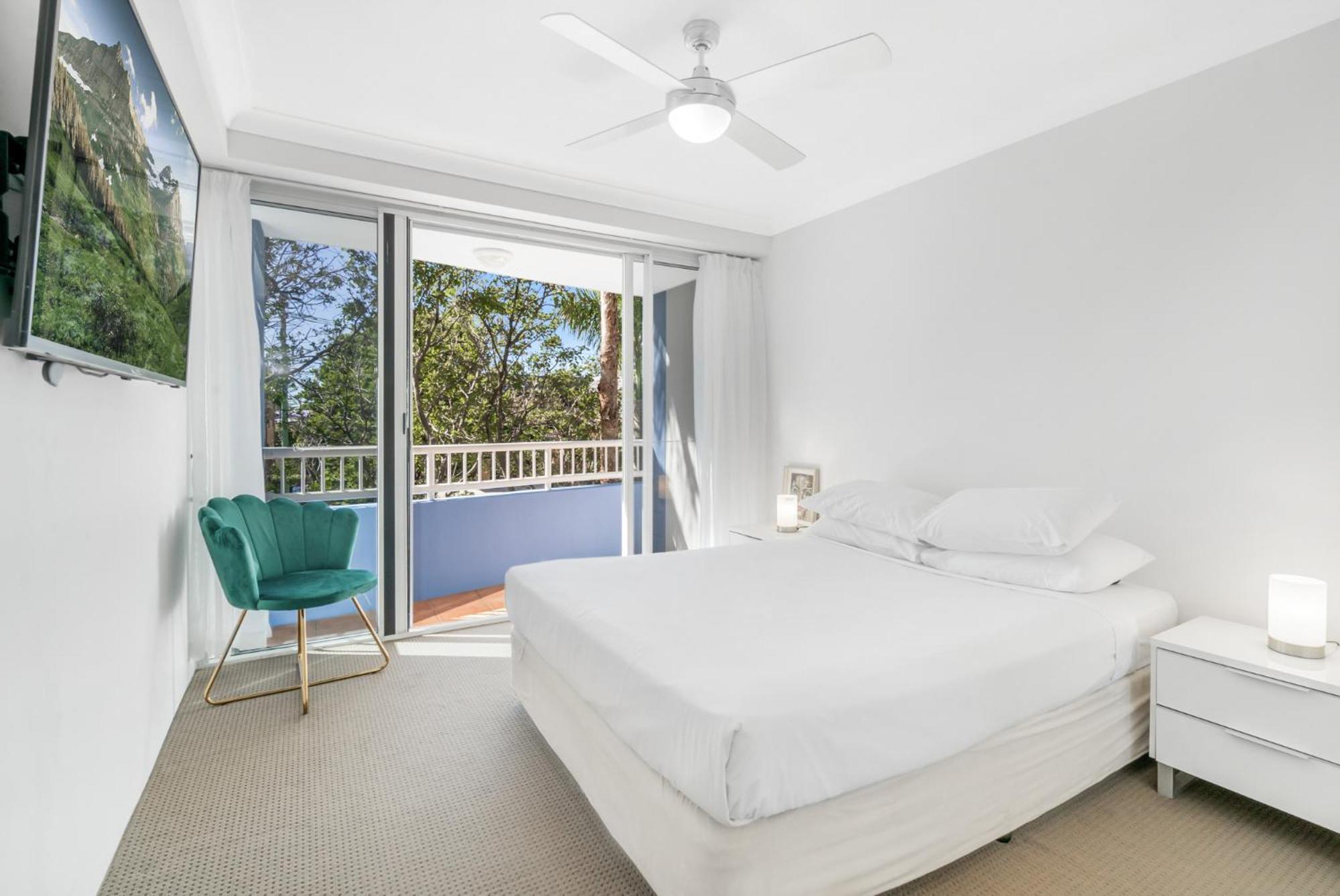 Apartment Broadbeach 1-bed With Pools, Gym & Secure Parking *